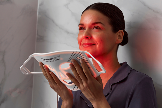 What is rosacea and how can LED light therapy help?
