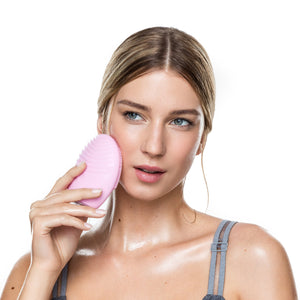FOREO LUNA 3 Sonic Facial Cleanser and Anti-Aging Massager